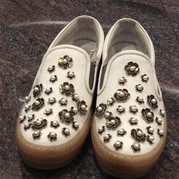 AGL Shoes - AGL Shoes